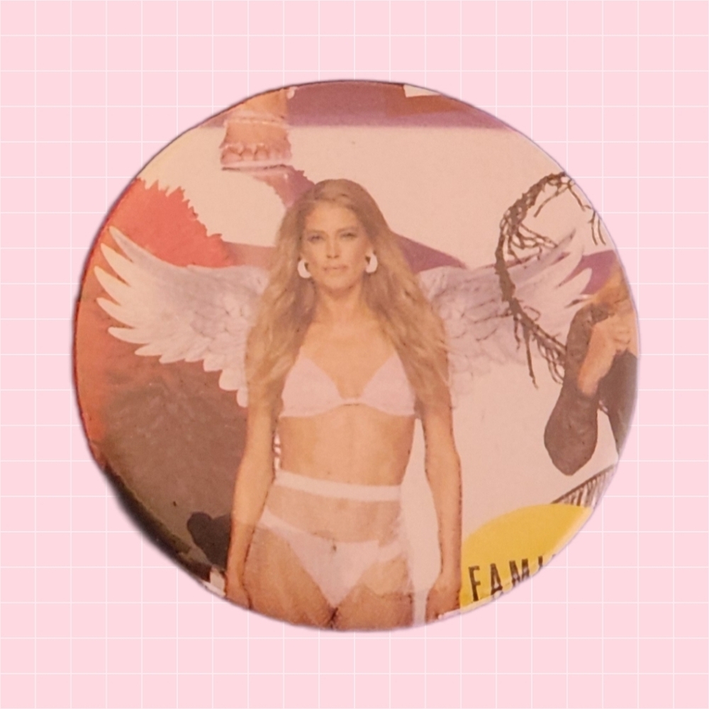 Victoria's Secret Fashion Show 2" Pin